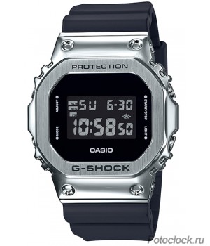 CASIO GM-5600-1E