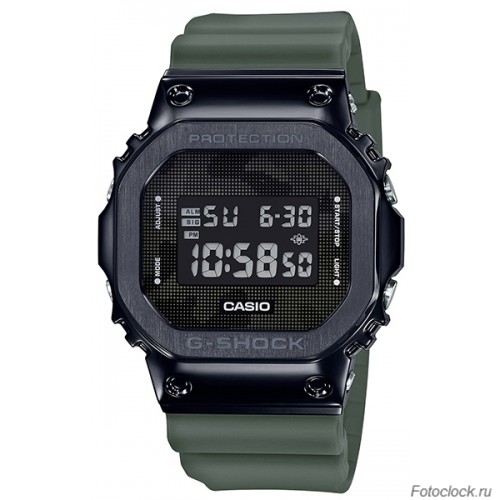 Casio GM-5600B-3E