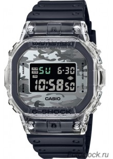 Casio DW-5600SKC-1E