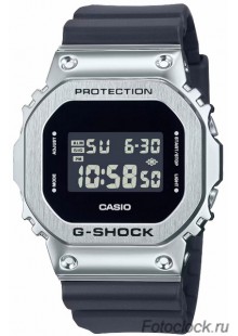 Casio GM-5600U-1