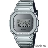 Casio GM-5600YM-8A8