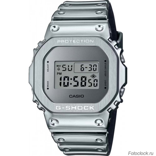 Casio GM-5600YM-8A8