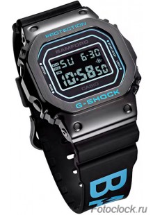 Casio GM-5600BWD-1